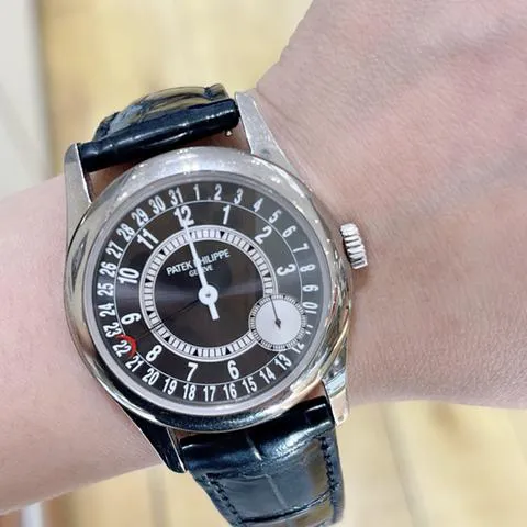 Patek Philippe Calatrava 6000G-010 37mm White gold Gray