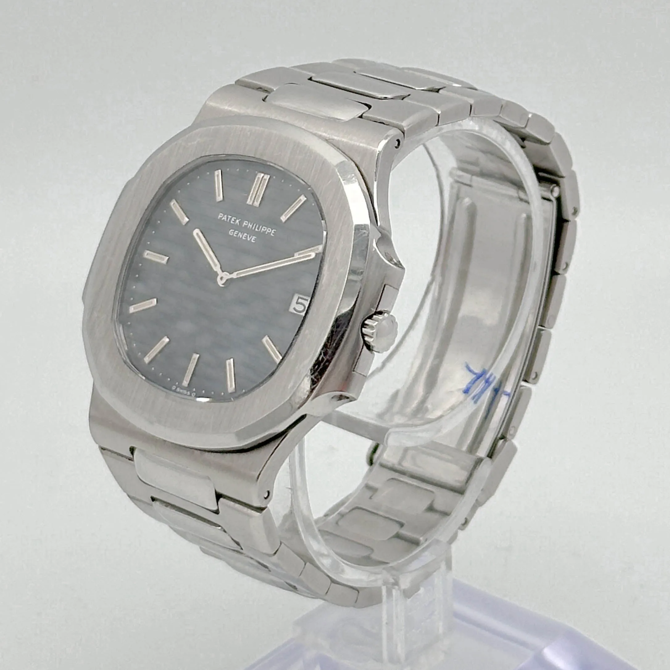 Patek Philippe Nautilus 3700/1 Stainless steel Blue 1