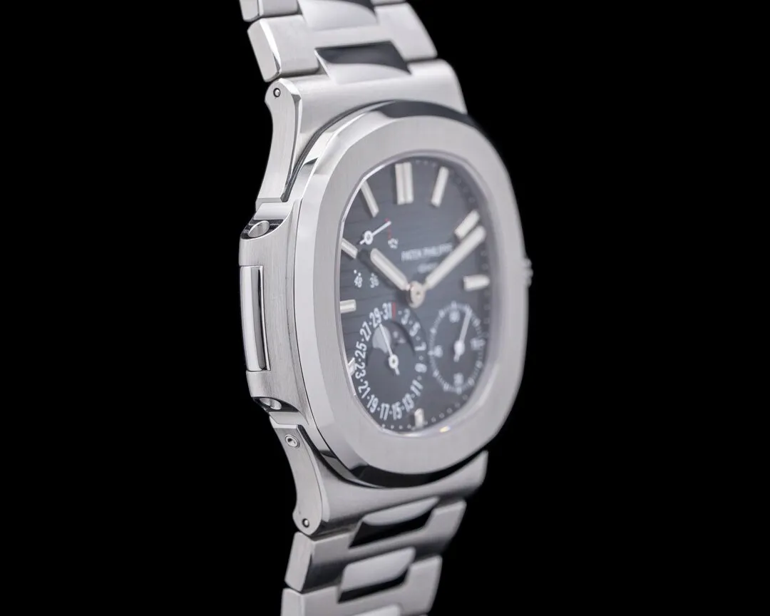 Patek Philippe Nautilus Moonphase 5712/1A-001 43mm Stainless steel Blue 1