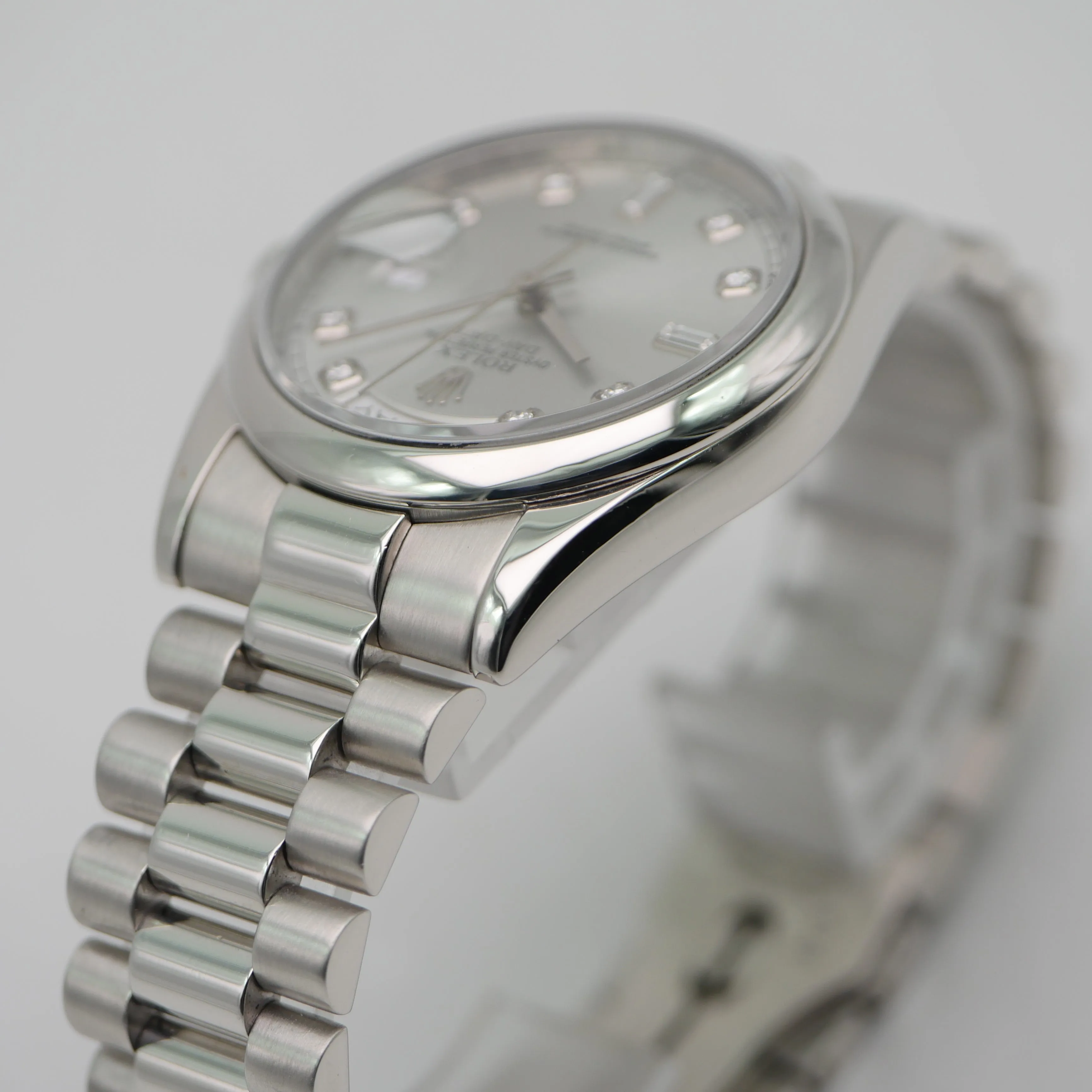 Rolex Day-Date 36 118206 White gold Blue 9