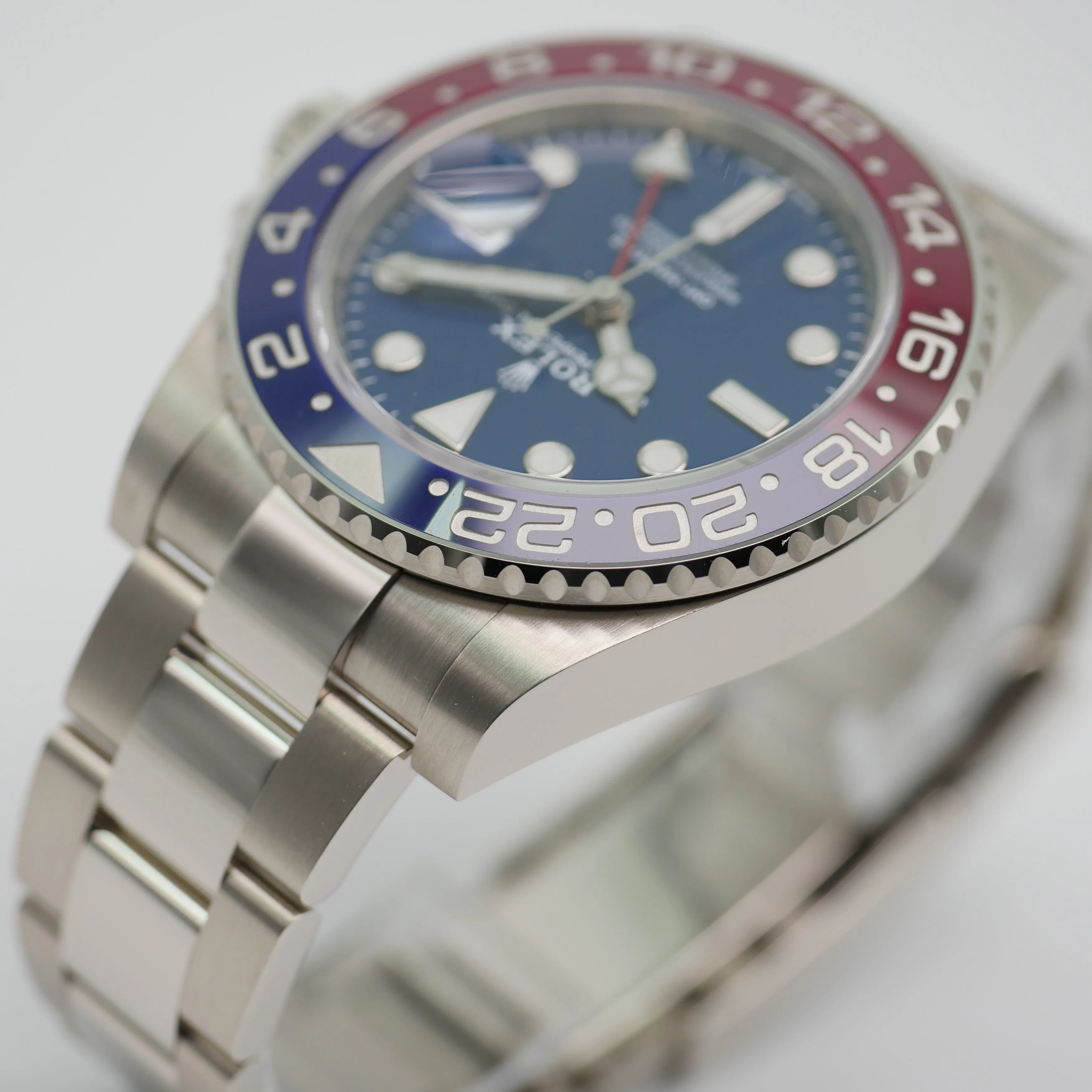 Rolex GMT-Master II 126719BLRO White gold Blue 2