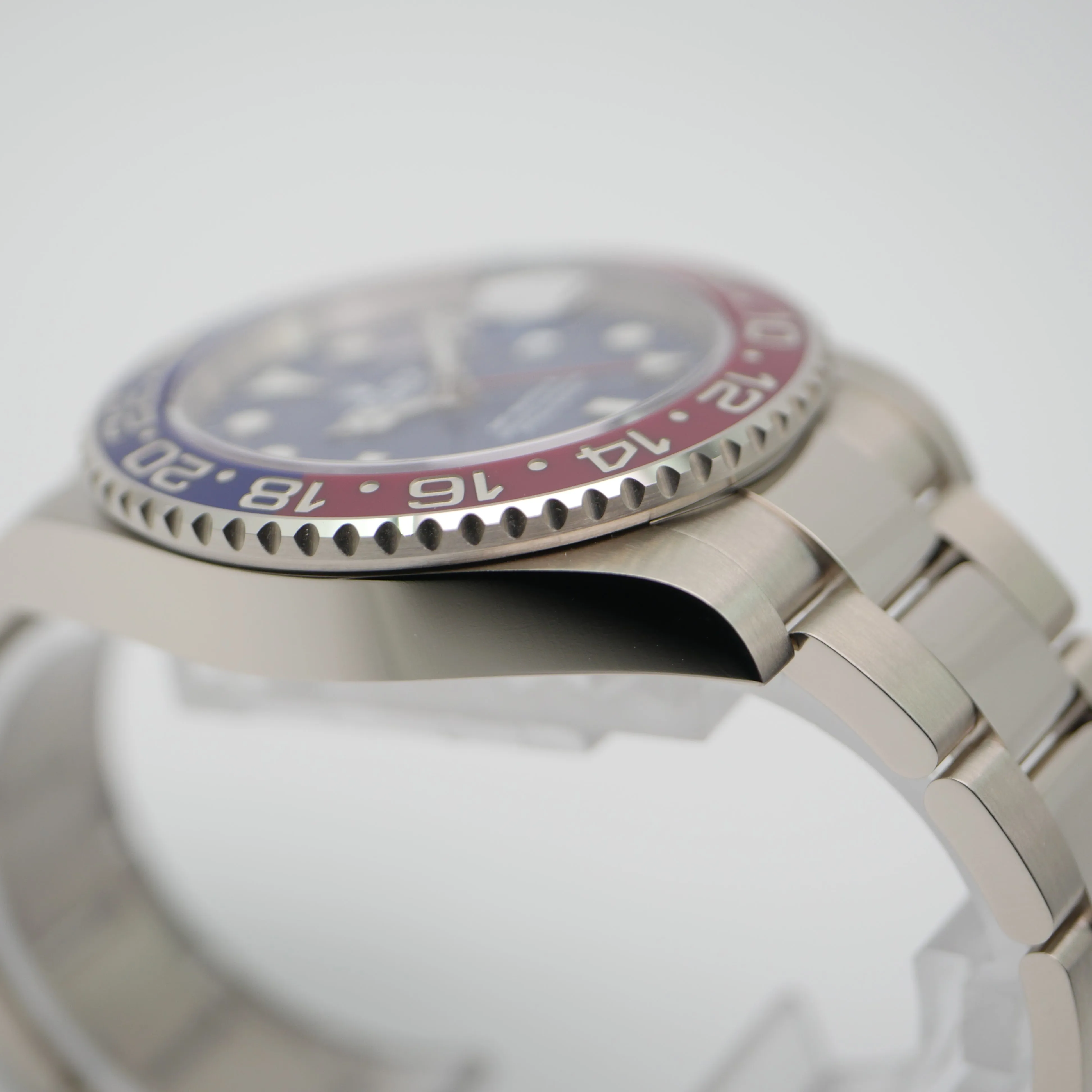 Rolex GMT-Master II 126719BLRO White gold Blue 6