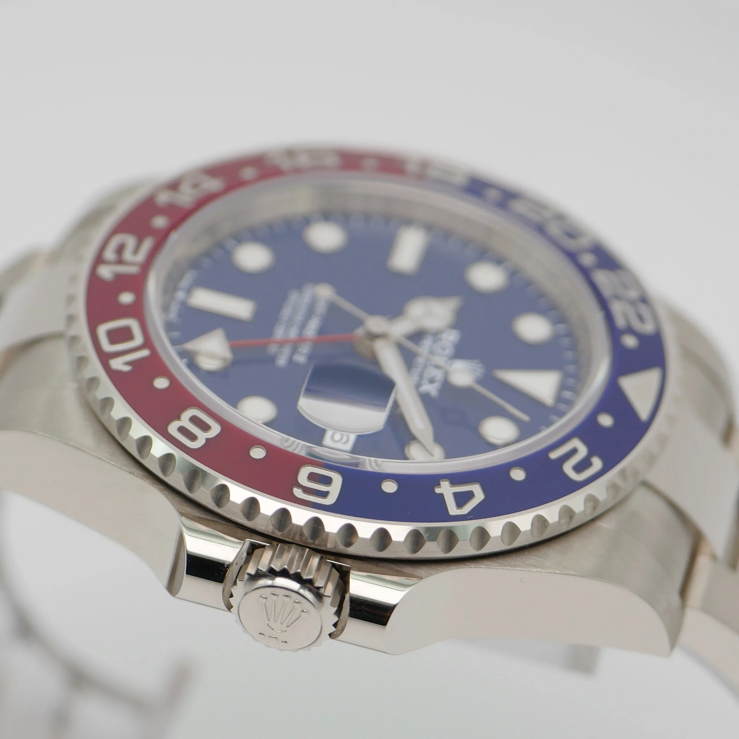 Rolex GMT-Master II 126719BLRO White gold Blue 9