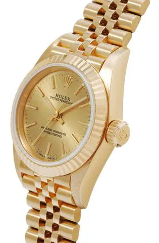 Rolex Oyster Perpetual 26 67198 26mm Yellow gold Champagne 1