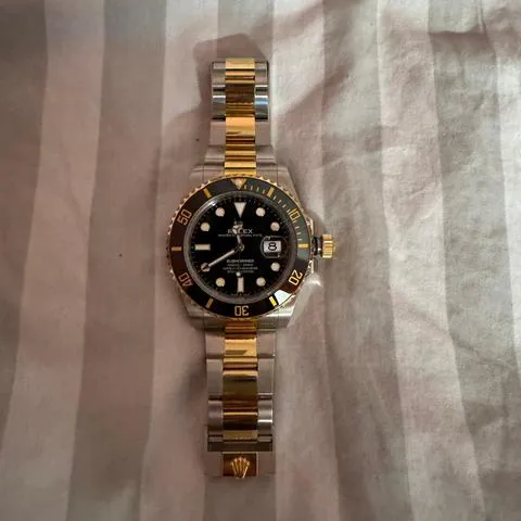 Rolex Submariner 126613LN 41mm Yellow gold Black 5