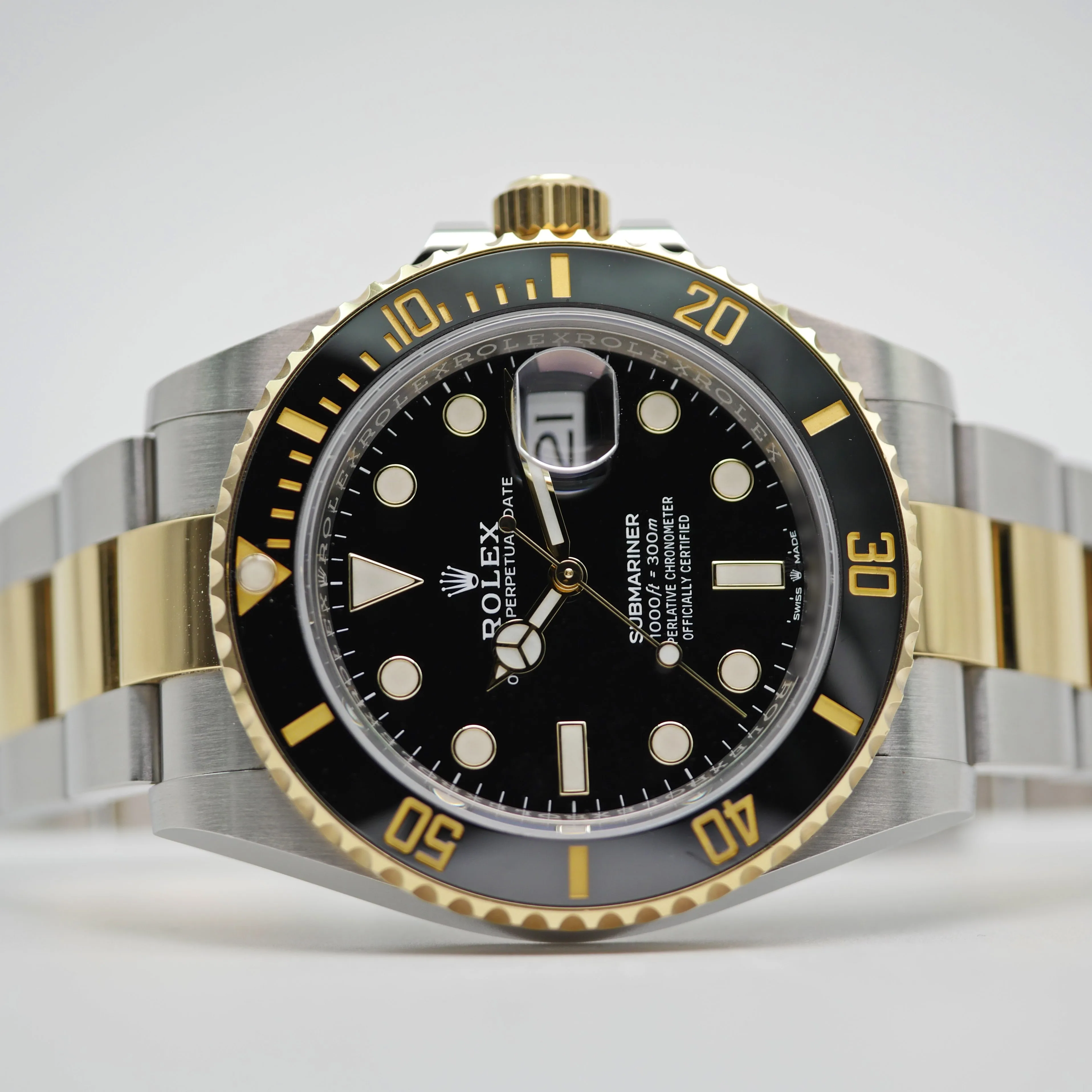 Rolex Submariner 126613LN Yellow gold and Stainless steel Black 2