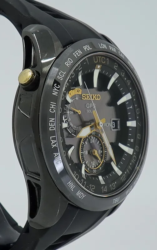 Seiko Astron SAST100 47mm Black PVD titanium Black 2