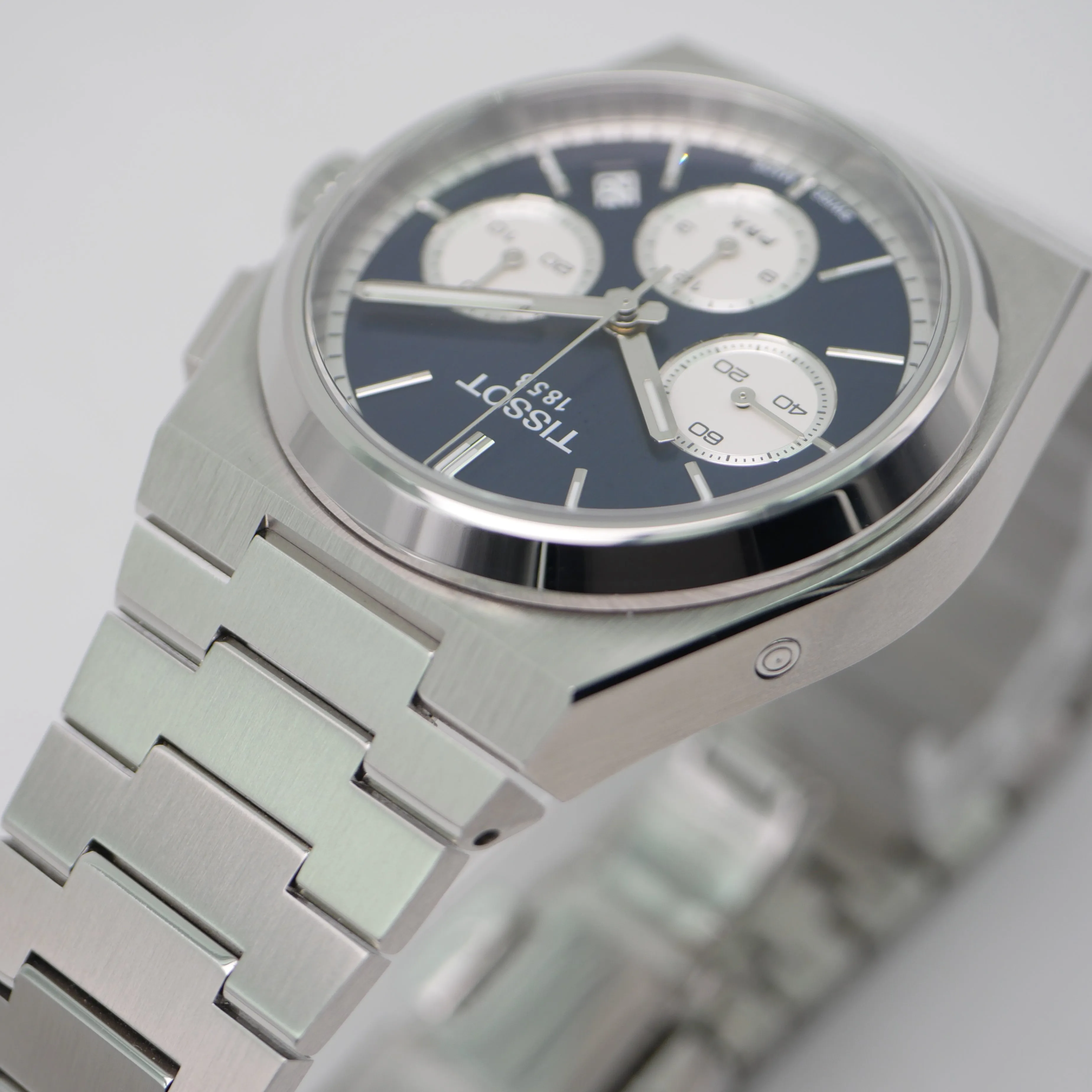 Tissot PRX T137.427.11.041.00 Stainless steel Blue 8