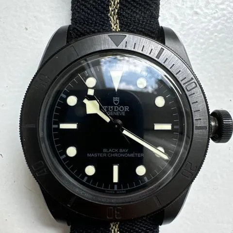 Tudor Black Bay 79210CNU 41mm Ceramic Black 7