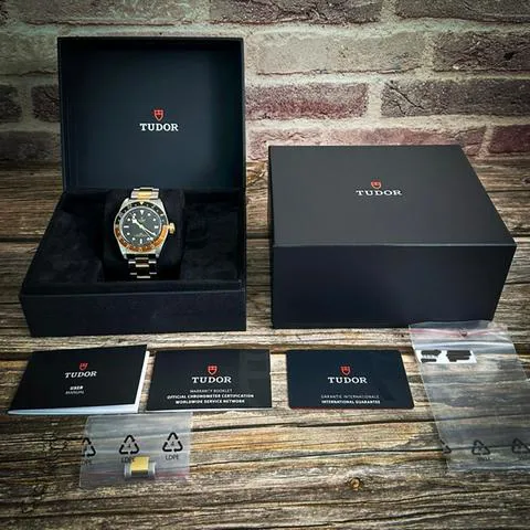 Tudor Black Bay M79833MN-0001 41mm Stainless steel Black 7