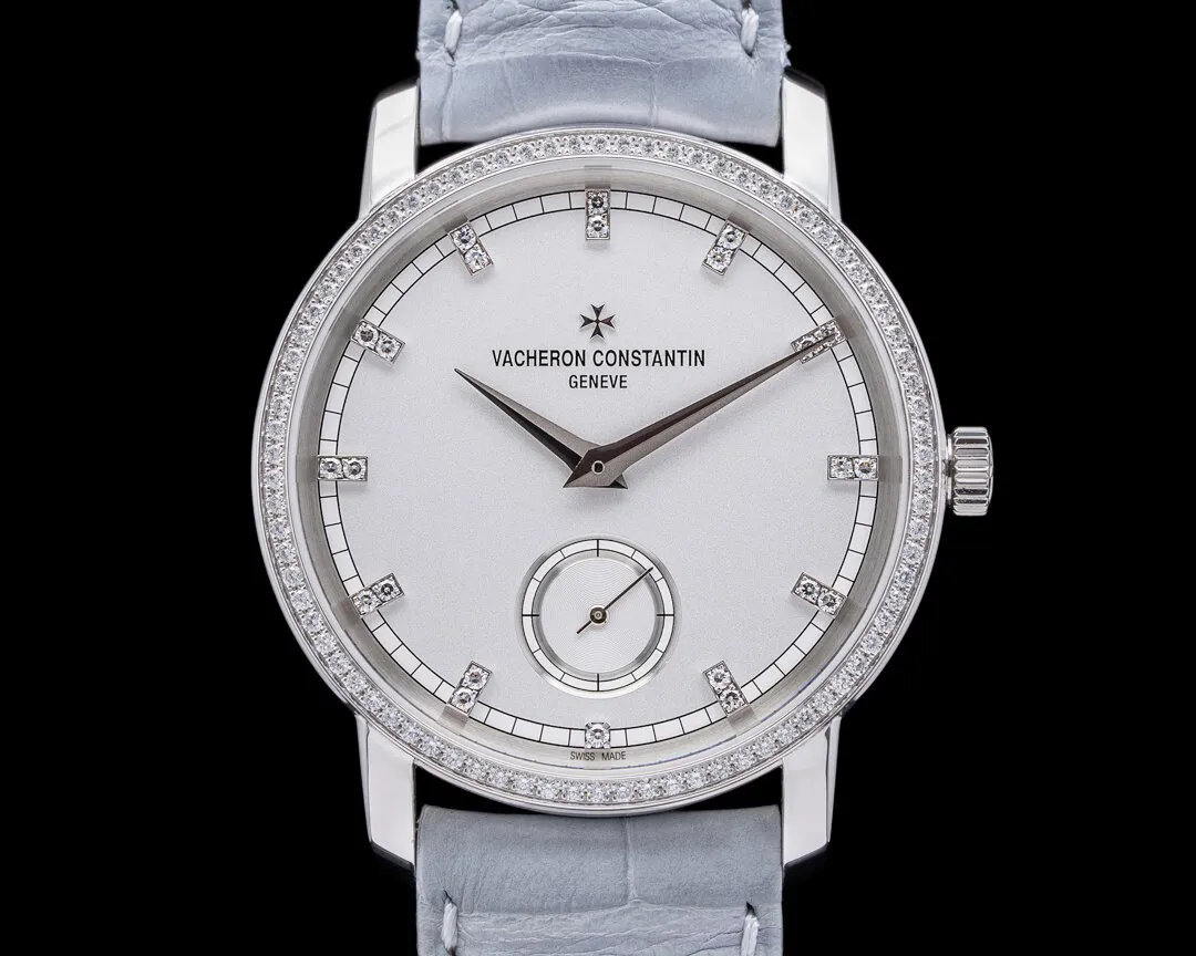 Vacheron Constantin Traditionnelle 82572/000G-9605 37.5mm White gold Silver