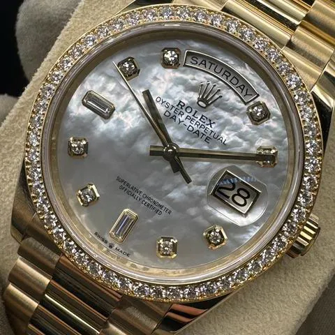 Rolex Day-Date 36 128348RBR 36mm Yellow gold Mother-of-pearl