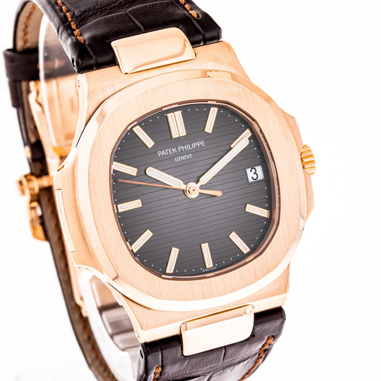 Patek Philippe Nautilus 5711R 40mm Rose gold 4