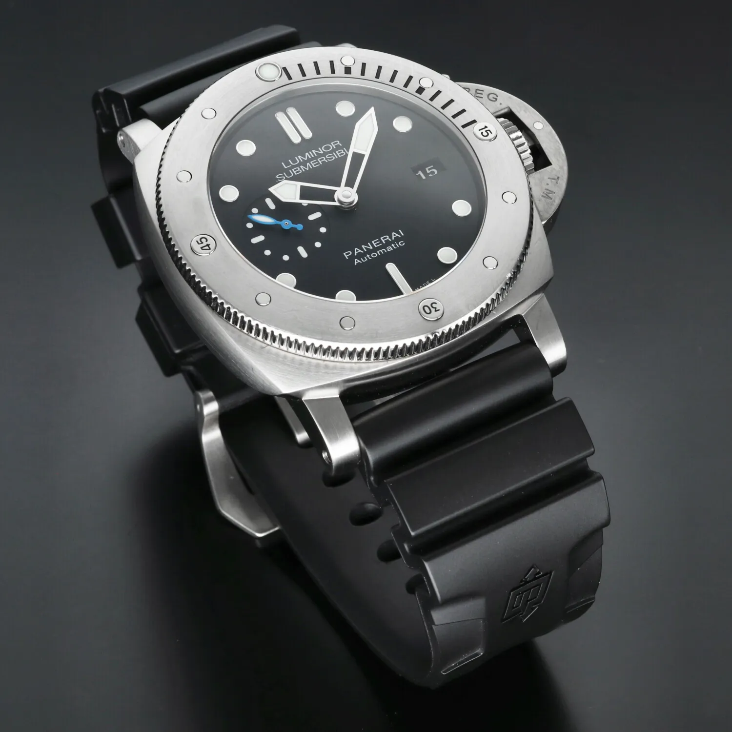 Panerai Submersible PAM 01305 47mm Titanium Black 10