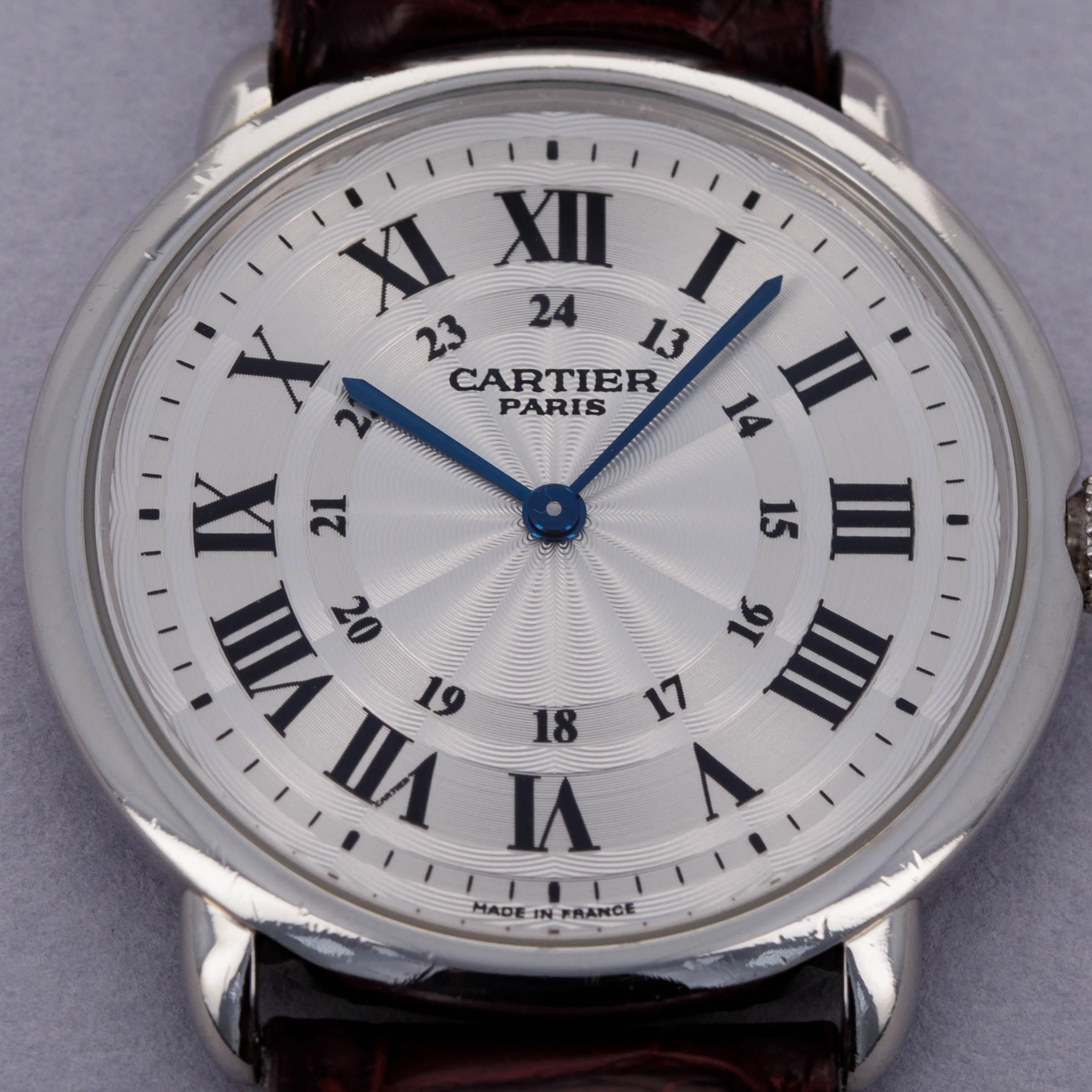 Cartier Ronde Louis Cartier 2452B 34mm Platinum Silver 11