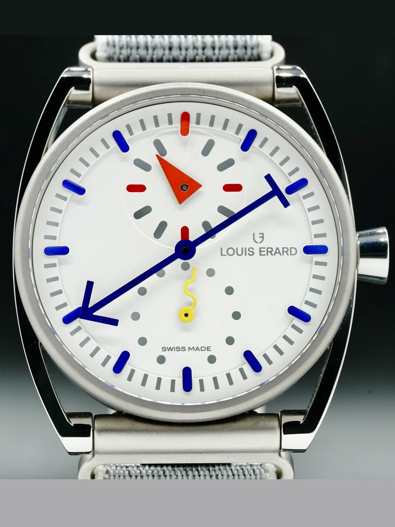 Louis Erard Excellence 85358TT01.BTT83 40mm Titanium Silver and White