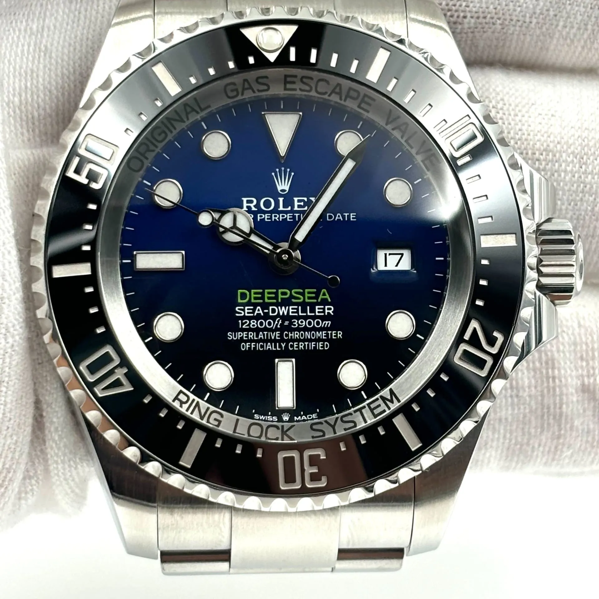 Rolex Sea-Dweller Deepsea 126660-0002 44mm Stainless steel Blue