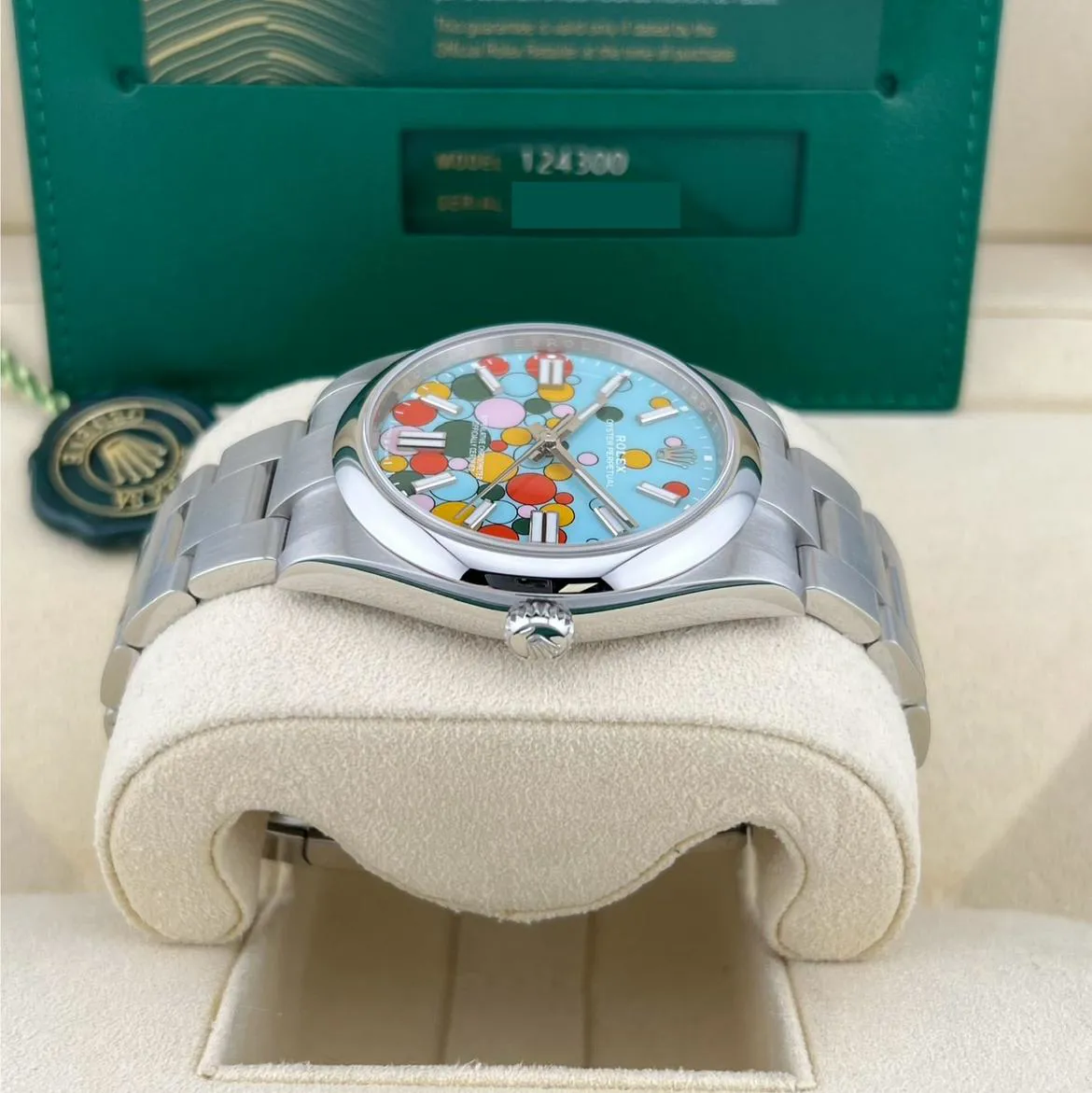 Rolex Oyster Perpetual 124300-0008 41mm Oystersteel Blue and Artistic dial 4