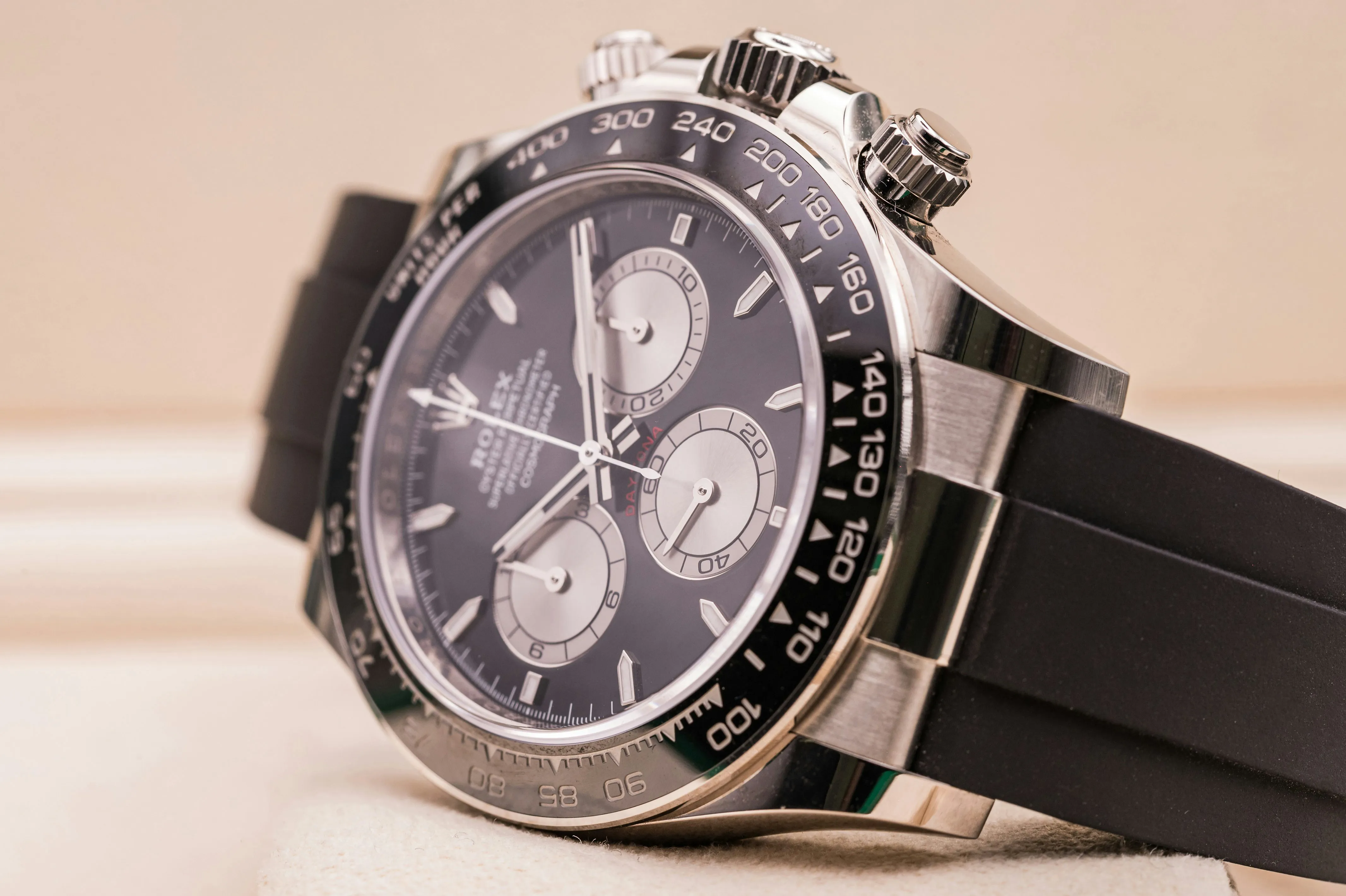 Rolex Daytona 126519LN 40mm White gold Black 6