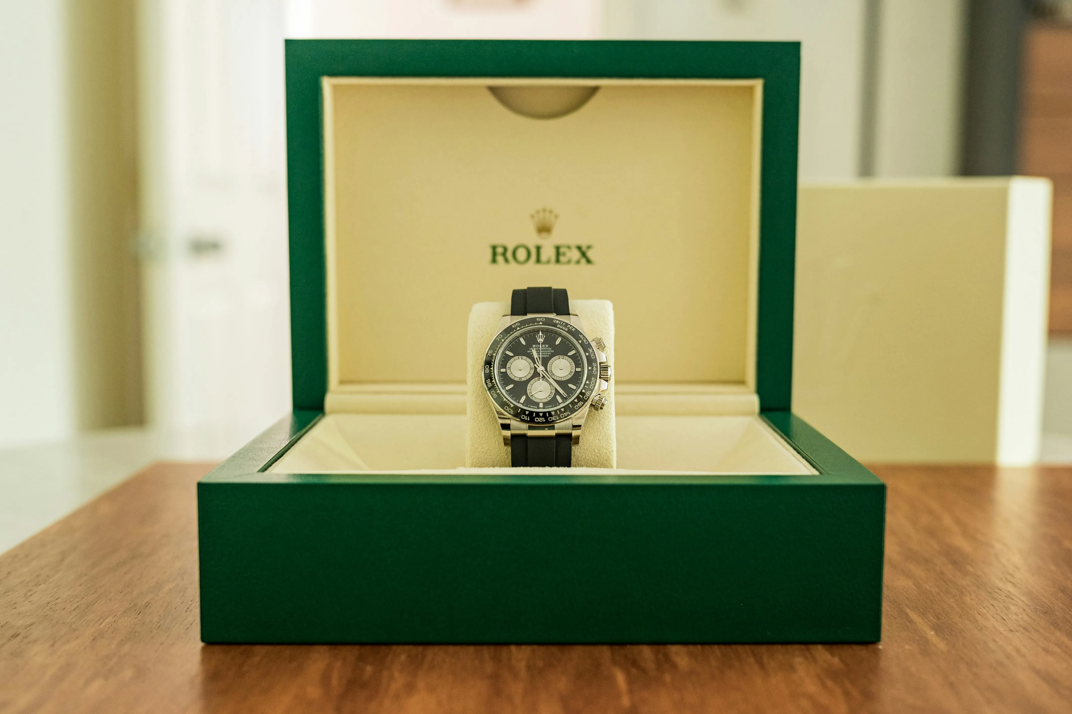 Rolex Daytona 126519LN 40mm White gold Black 21