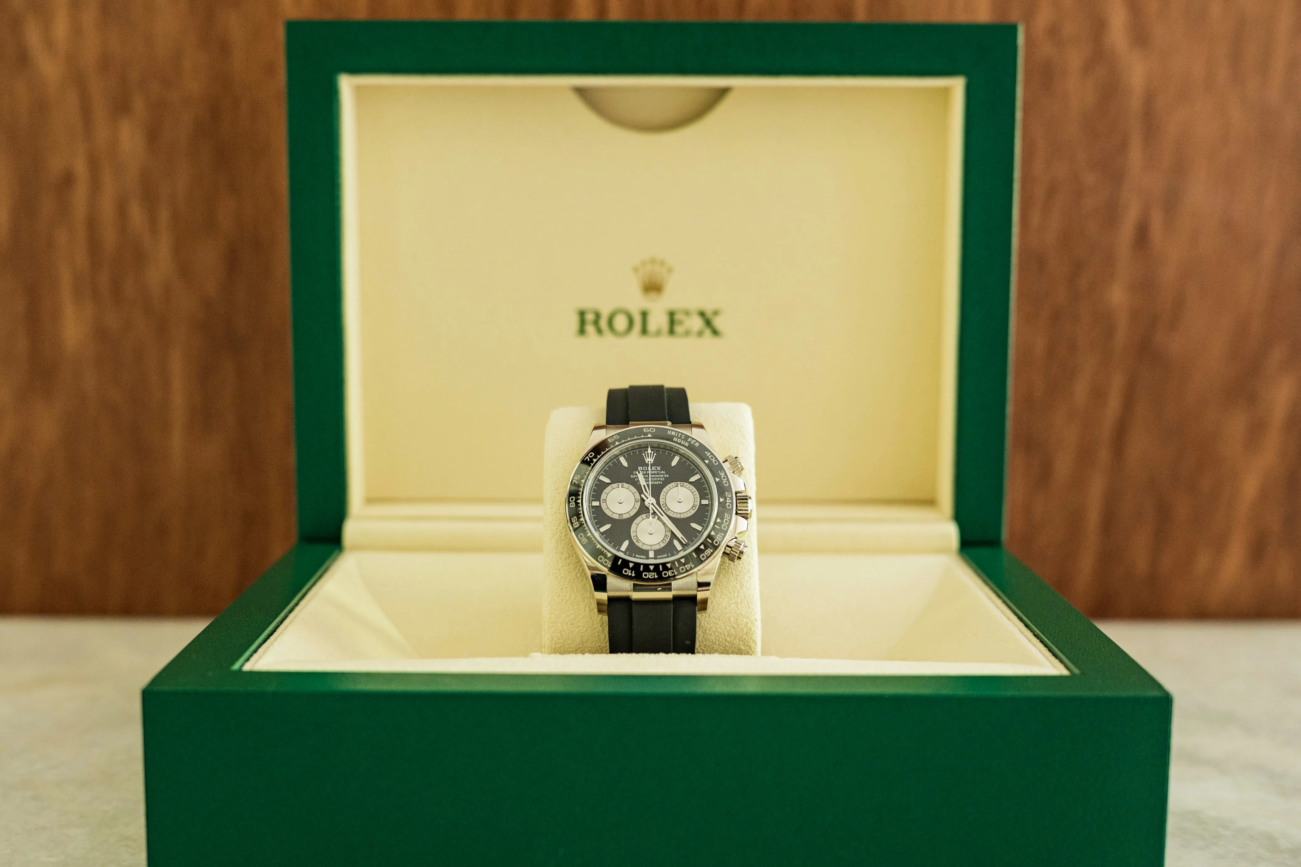 Rolex Daytona 126519LN 40mm White gold Black 22