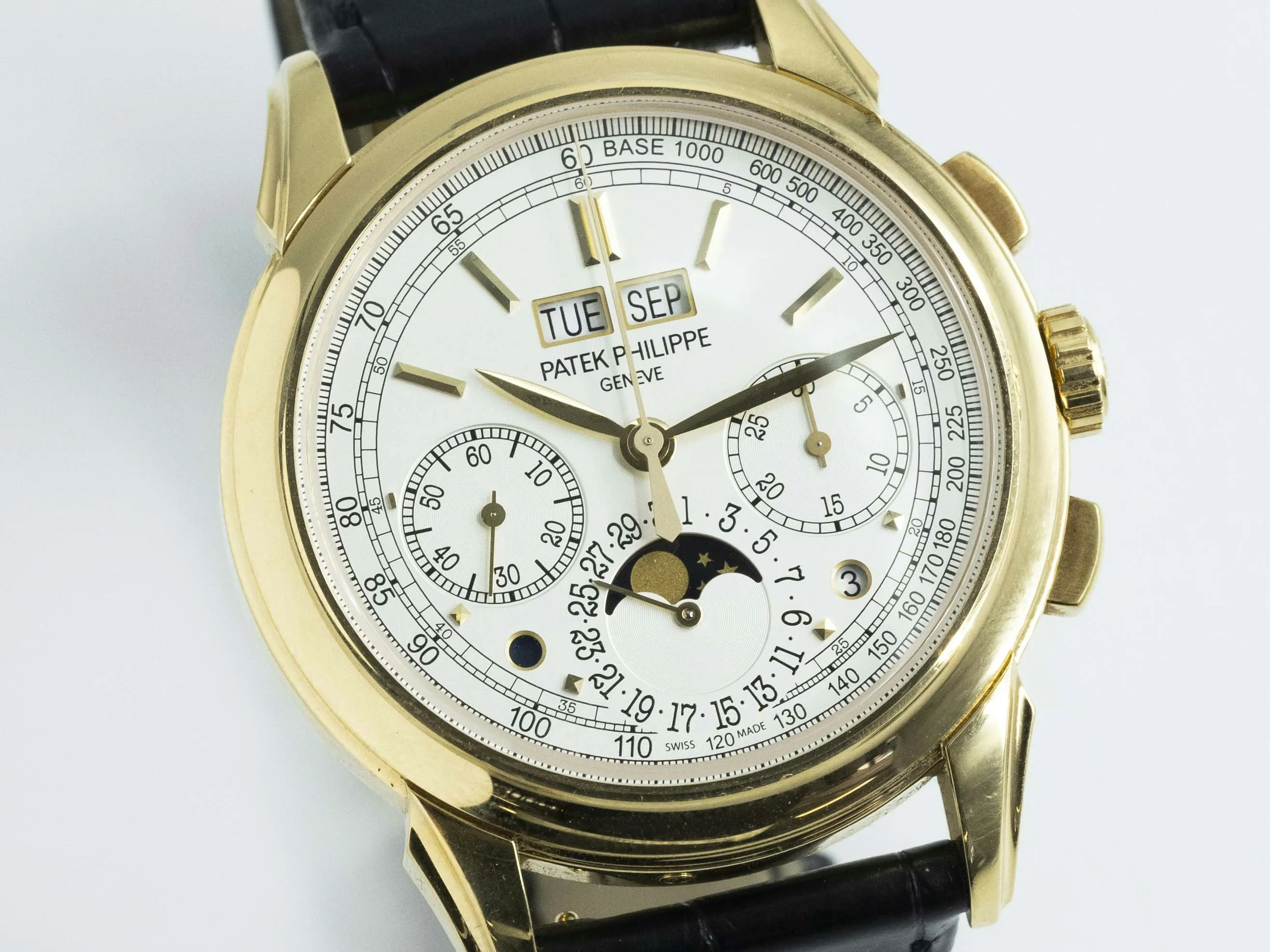 Patek Philippe Perpetual Calendar Chronograph 5270J 41mm Yellow gold Silver 3