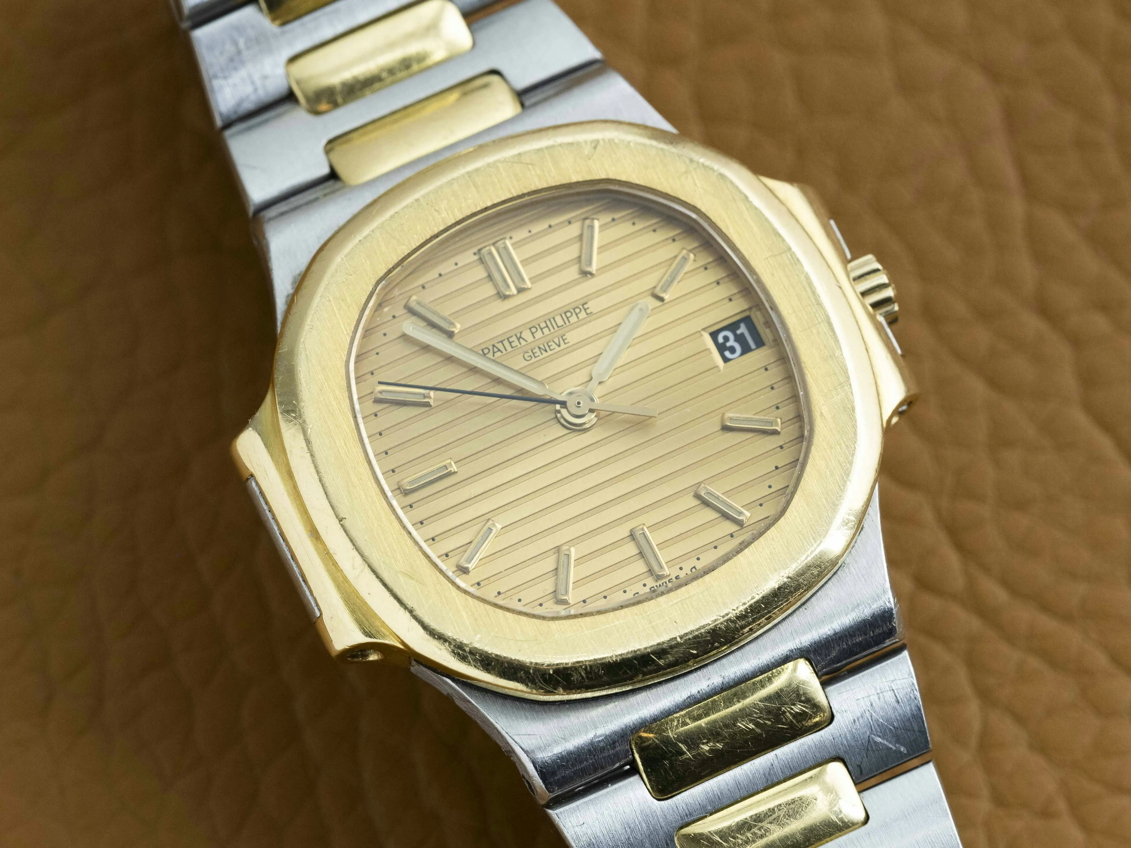 Patek Philippe Nautilus 3800/1JA-001 37.5mm Yellow gold and Stainless steel Champagne 4