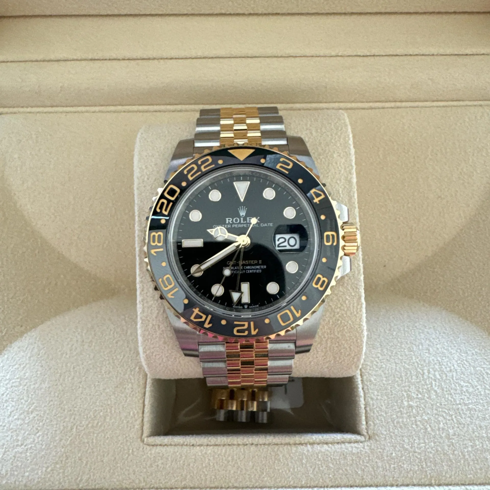 Rolex GMT-Master II 126713GRNR-0001 40mm Yellow gold and Oystersteel Black