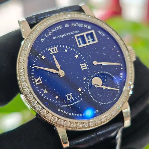 A. Lange & Söhne Lange 1 182.886 Blue 3