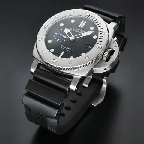 Panerai Submersible PAM 01305 47mm Titanium Black 9