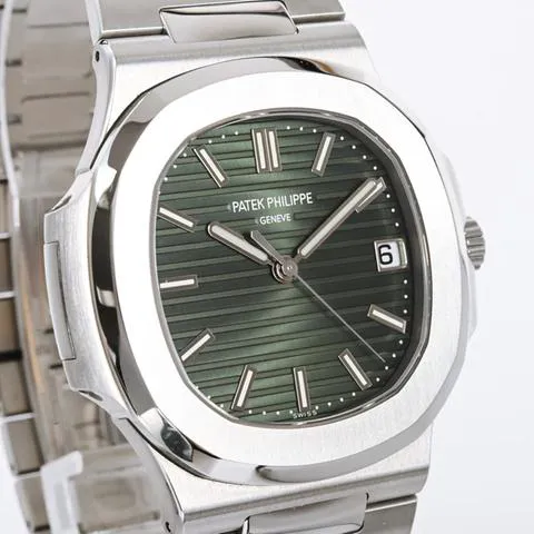 Patek Philippe Nautilus 5711/1A-014 40mm Stainless steel Green 3