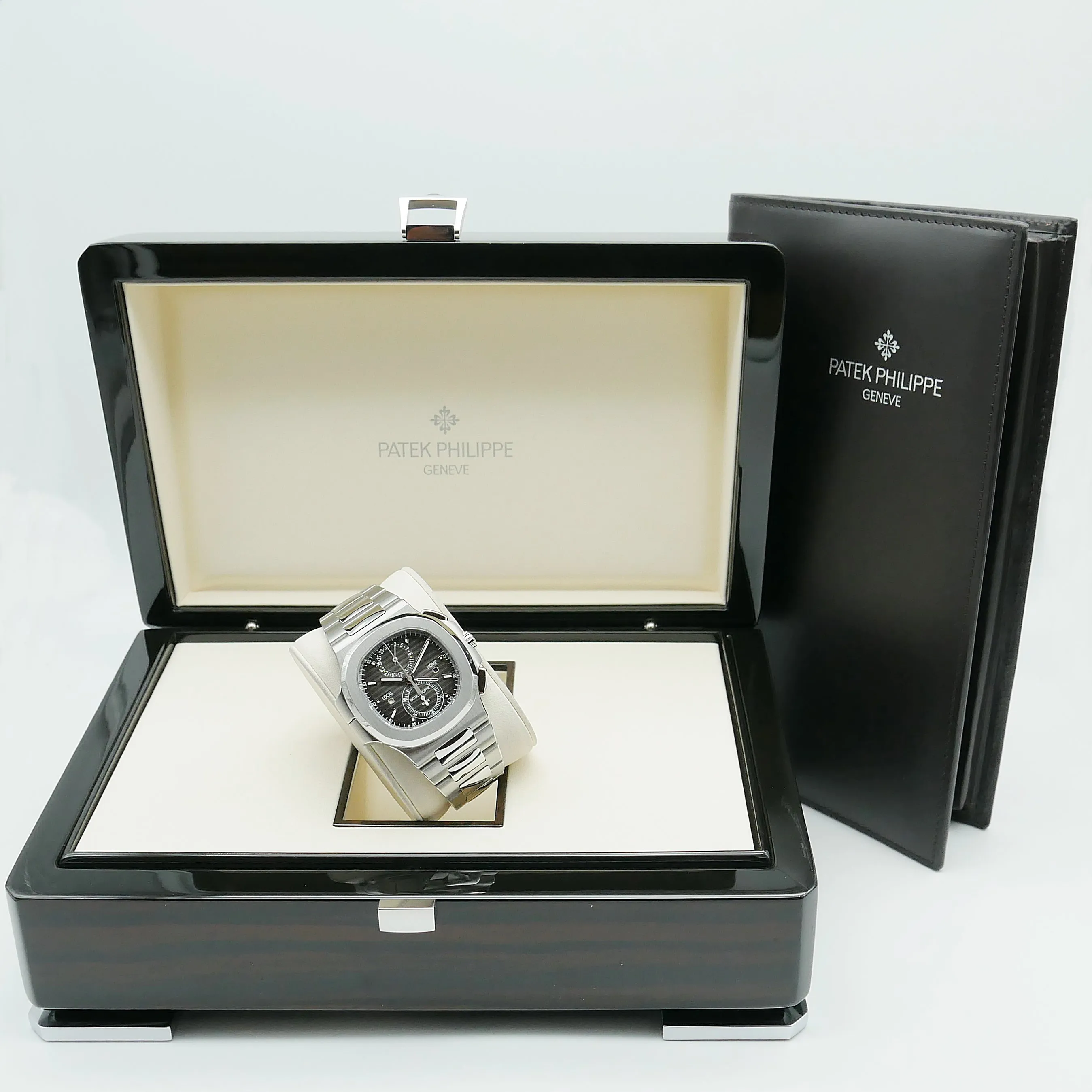 Patek Philippe Nautilus 5990/1A-001 Stainless steel Black 12