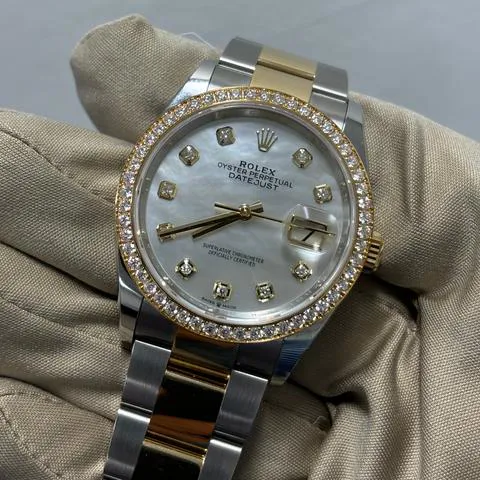 Rolex Datejust 36 126283RBR 36mm Yellow gold Mother-of-pearl