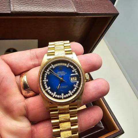 Rolex Day-Date 36 18078 36mm Yellow gold Blue