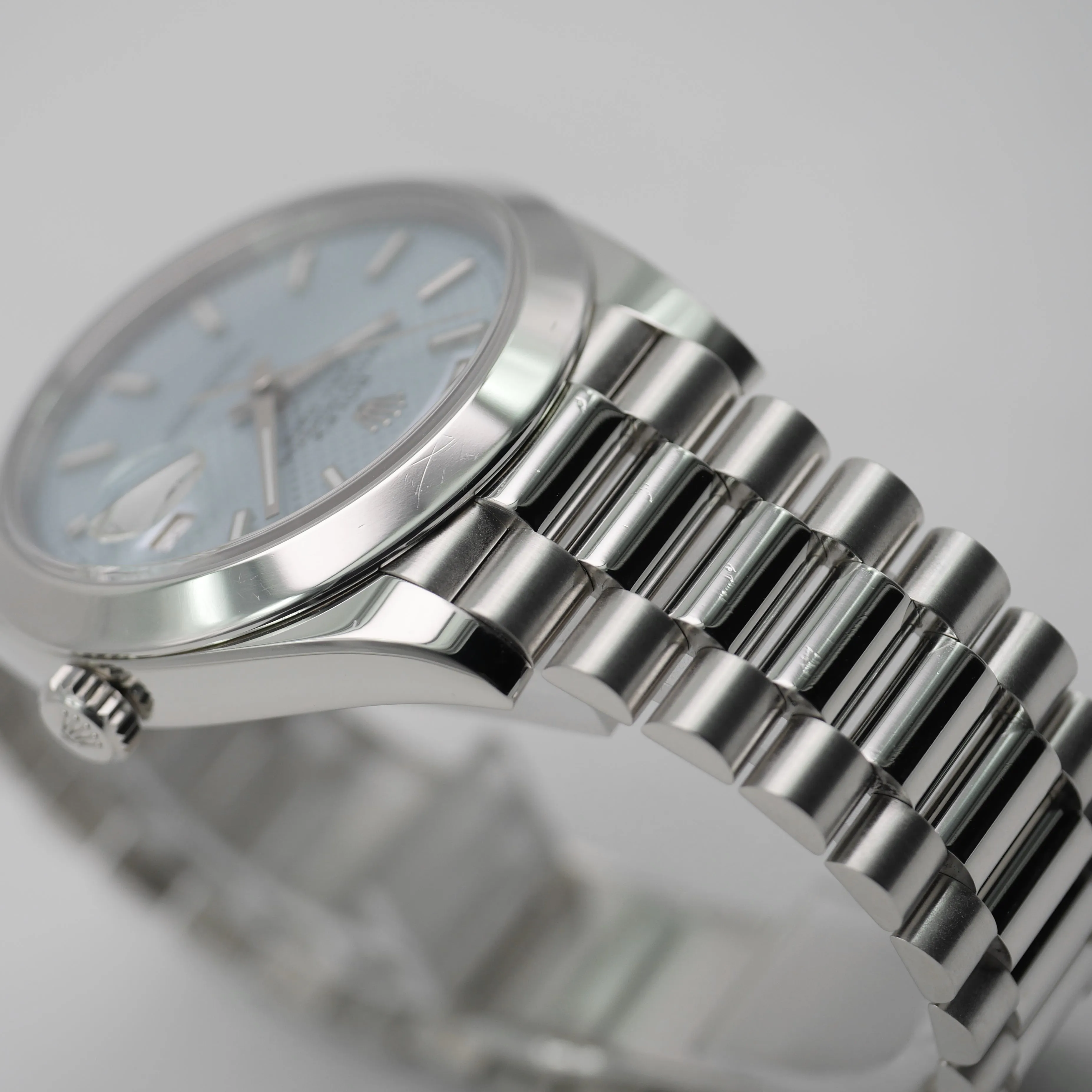 Rolex Day-Date 40 228206 Platinum Blue 7