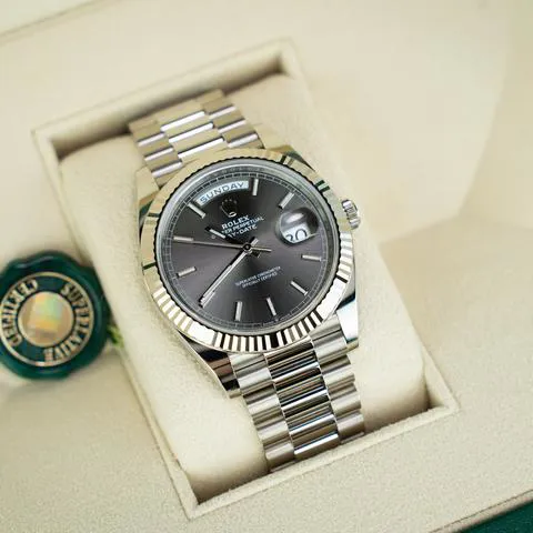 Rolex Day-Date 40 228239 40mm White gold Gray