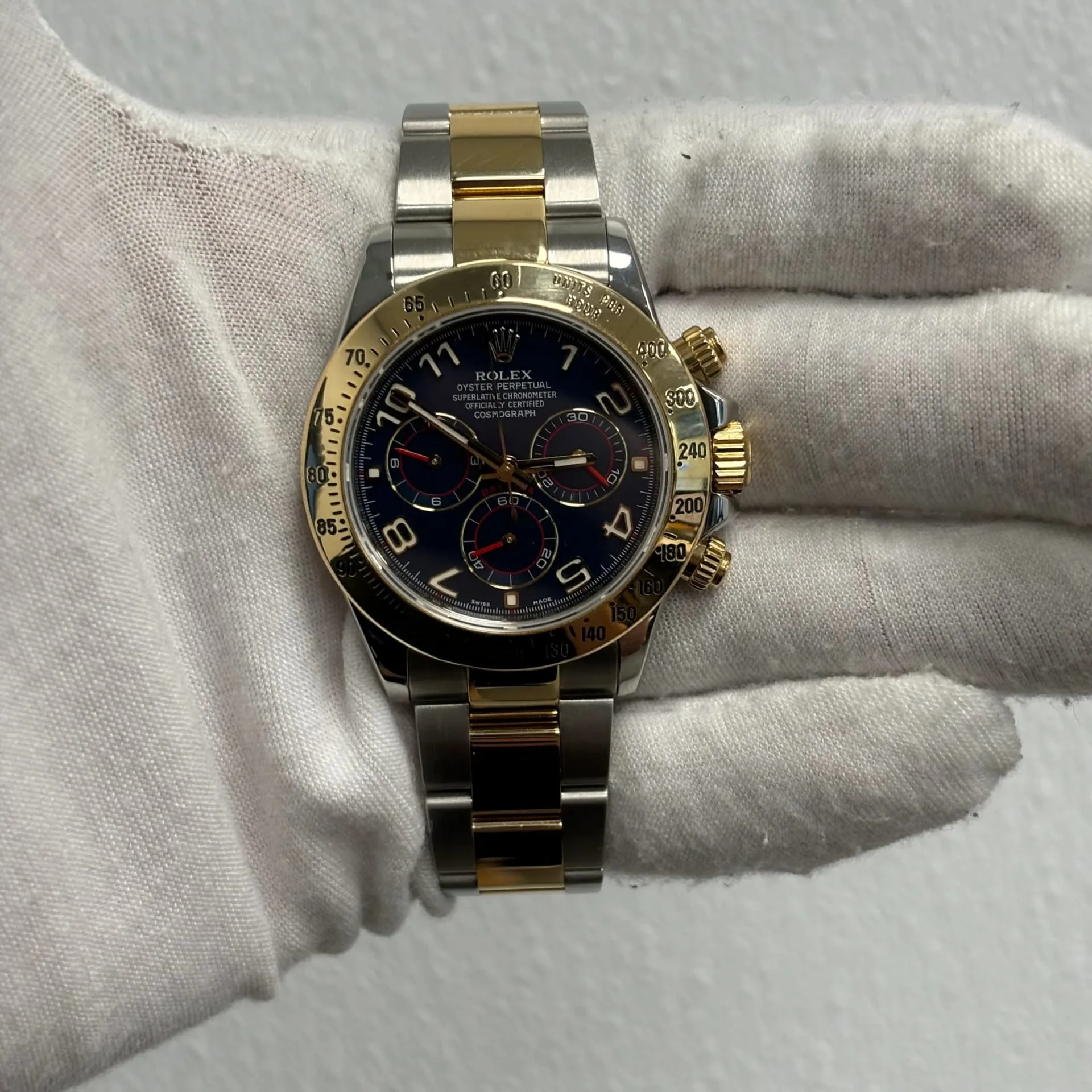 Rolex Daytona 116523-0045 40mm Yellow gold Blue