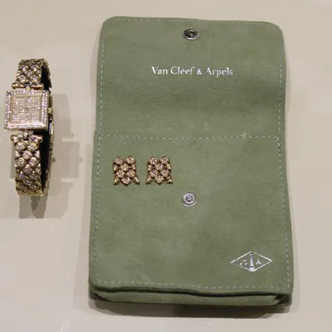 Van Cleef & Arpels 20mm Yellow gold 9