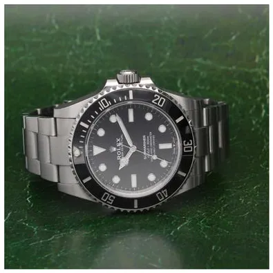 Rolex Submariner 124060LN 41mm Stainless steel Black 4