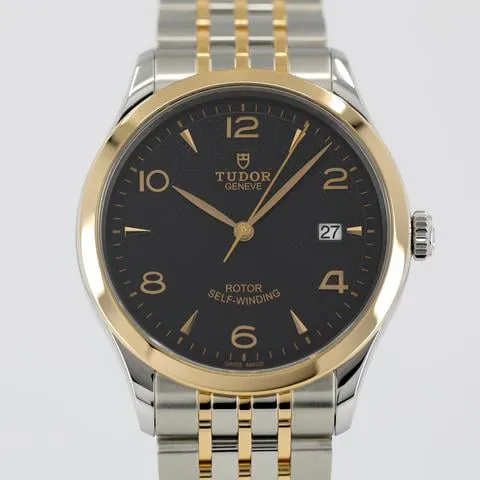 Tudor 1926 M91551-0003 39mm Yellow gold and Stainless steel Black