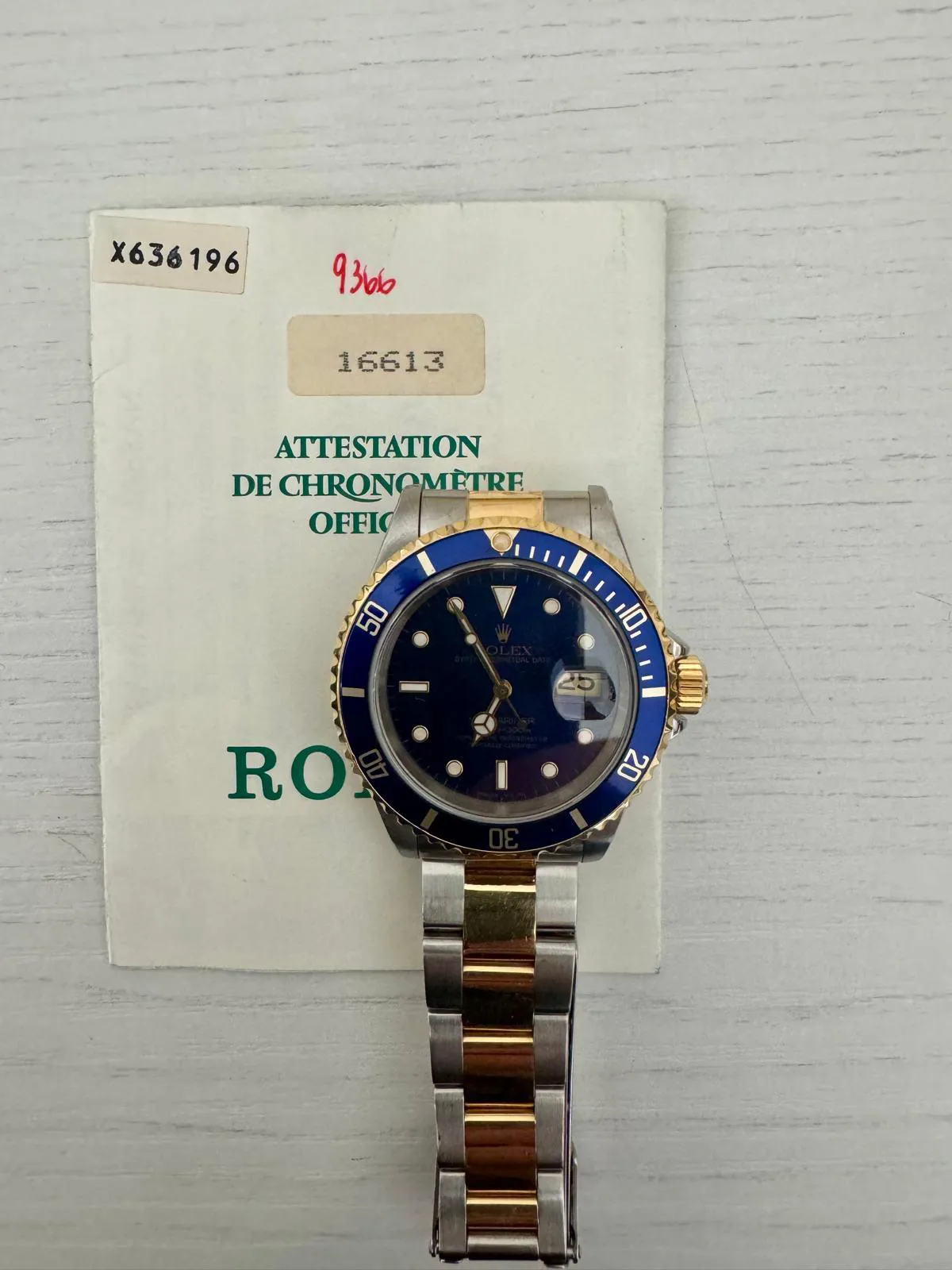 Rolex Submariner 16613 40mm Yellow gold and Stainless steel 3