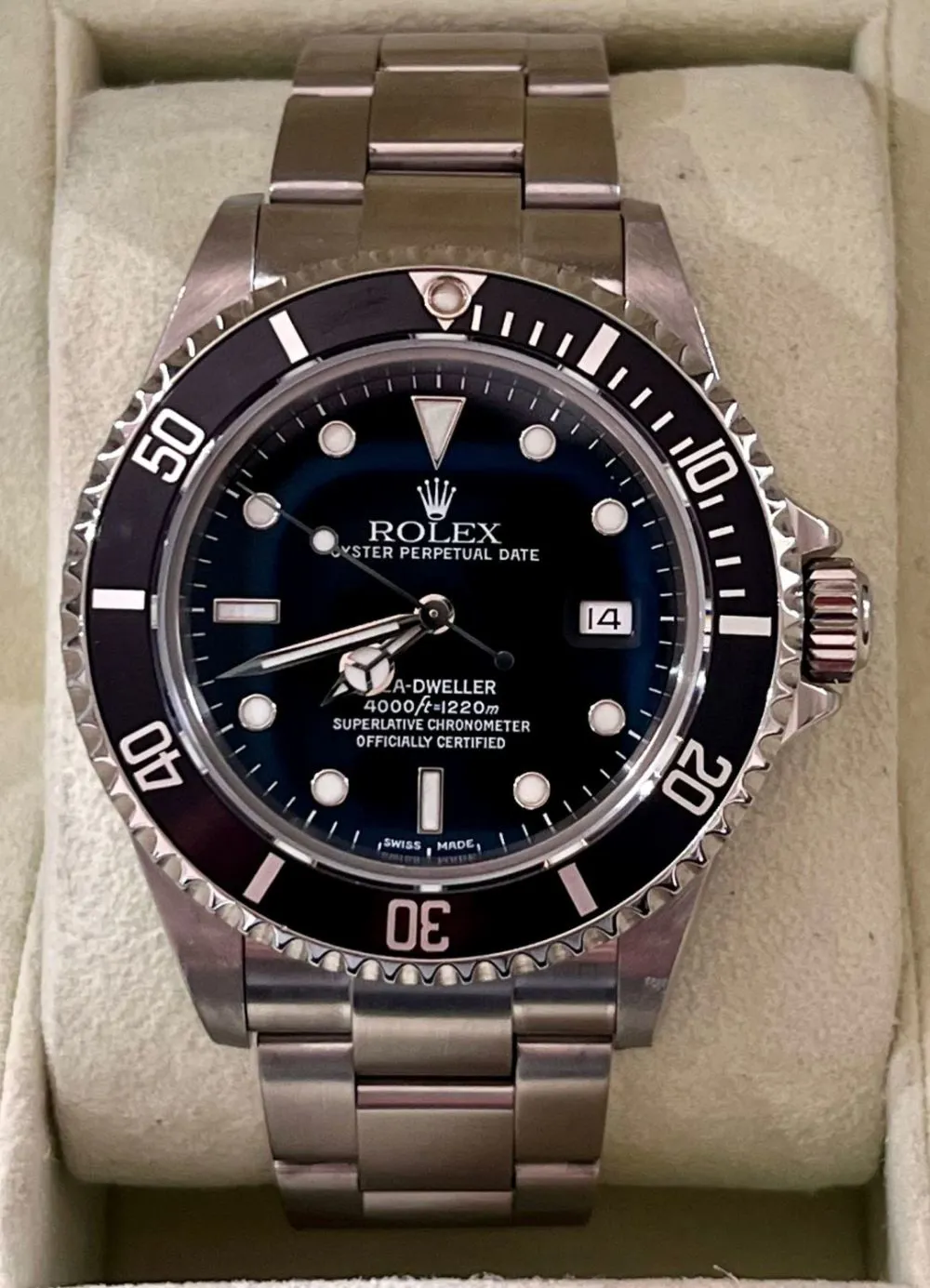 Rolex Sea-Dweller 16600 40mm Stainless steel Black