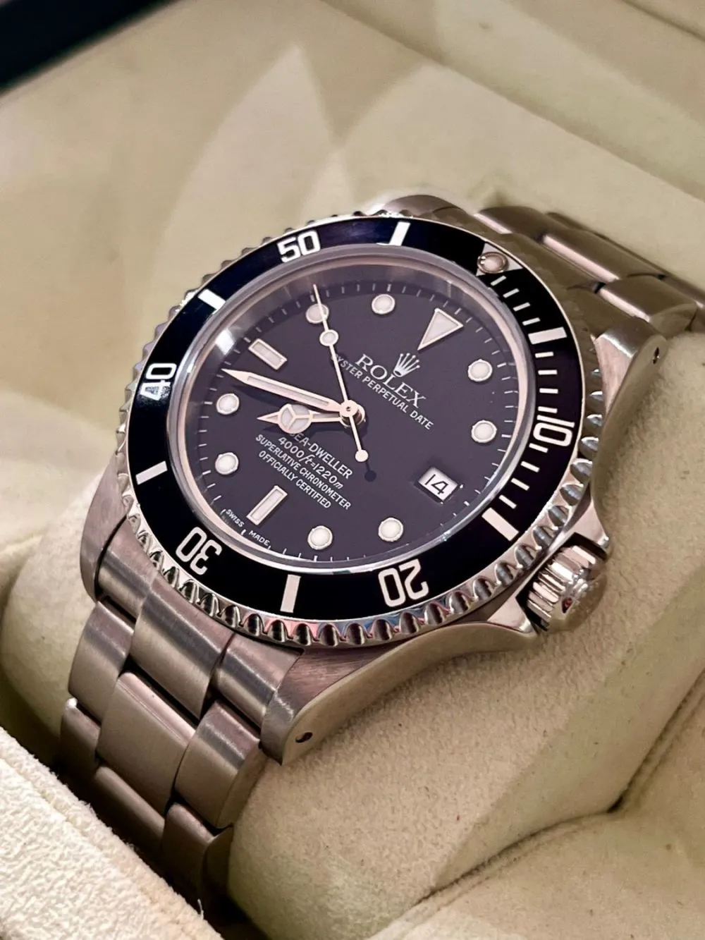 Rolex Sea-Dweller 16600 40mm Stainless steel Black 5