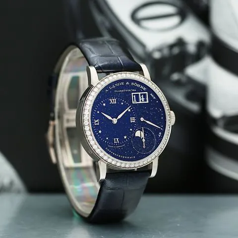 A. Lange & Söhne Lange 1 182.886 Blue 3