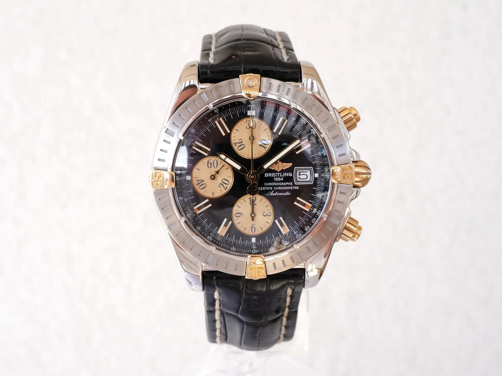 Breitling Chronomat B13356 44mm Yellow gold and Stainless steel Black