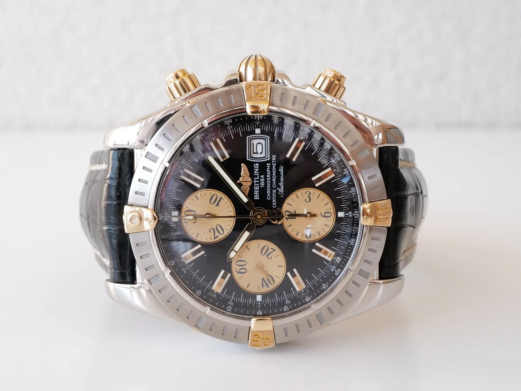 Breitling Chronomat B13356 44mm Yellow gold and Stainless steel Black 1