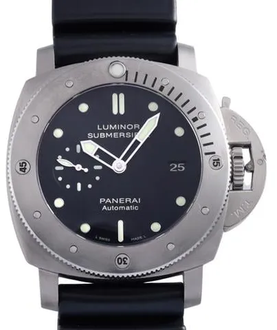 Panerai Submersible PAM 00305 47mm Titanium Black