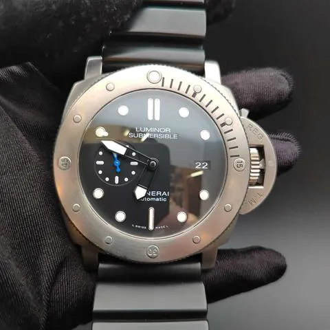 Panerai Submersible PAM 01305 47mm Titanium Black 1