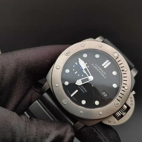 Panerai Submersible PAM 01305 47mm Titanium Black 2