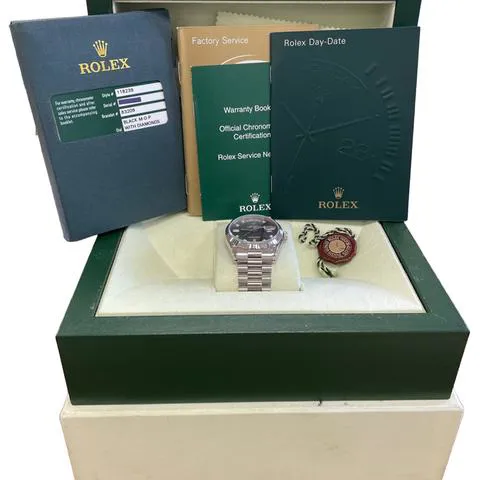 Rolex Day-Date 36 118239 36mm White gold Mother-of-pearl 1